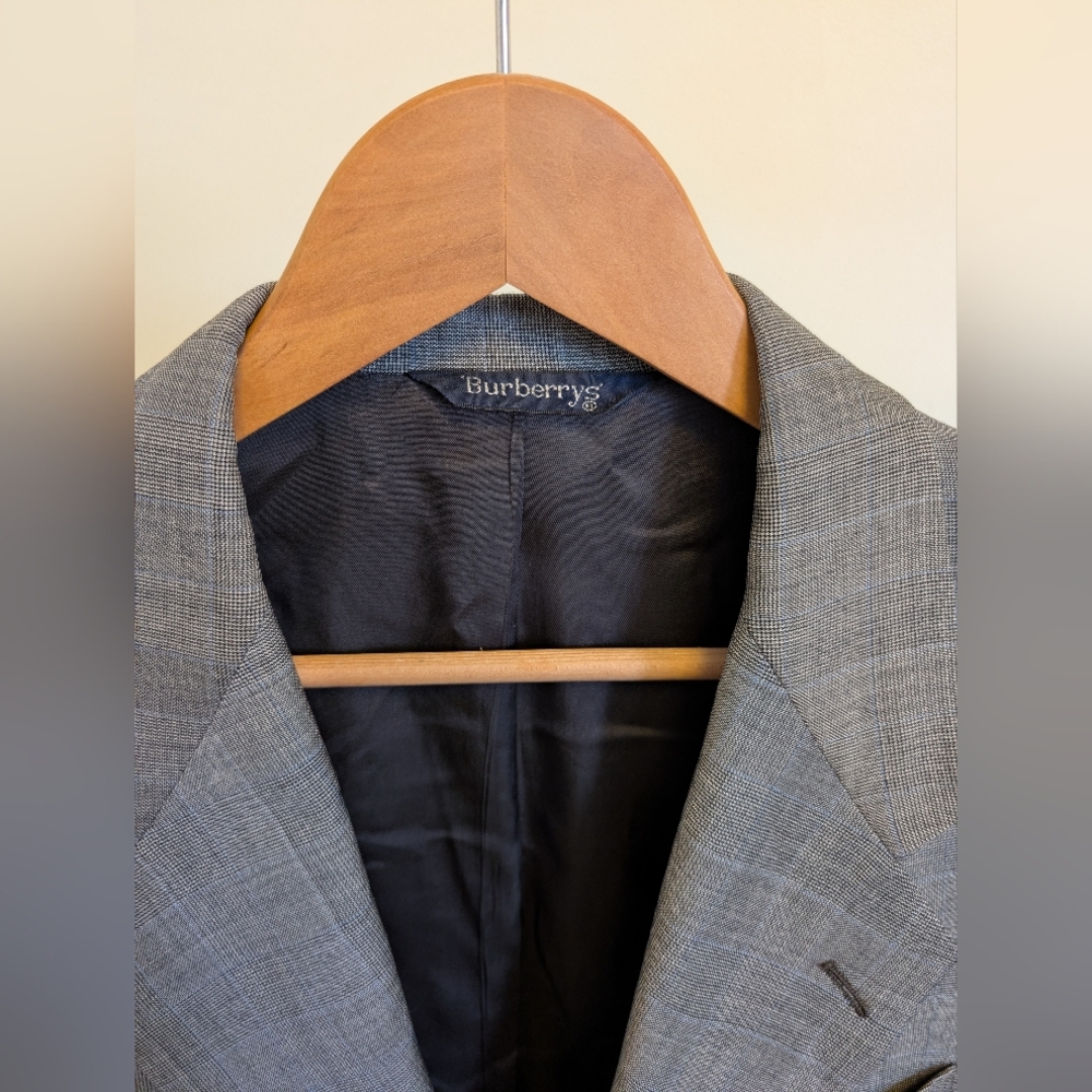 Burberry Blazer - image 2
